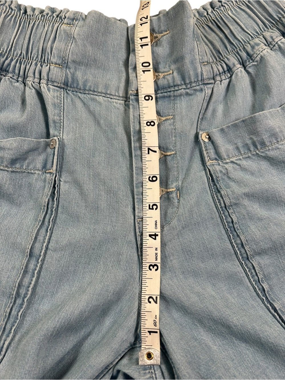 WE THE FREE Chambray Culotte Jeans Wide Leg Cropped Paperbag Waist XS
Boho - Picture 11 of 13